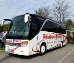 Setra 411 HD vom Reisebro Penner aus Niedersterreich am 14.4.2015 in Krems.