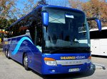 Setra 416 GT-HD von Shearing Holidays aus GB in Krems gesehen.