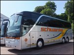 Setra 415 HDH von Schwanke aus Deutschland im Stadthafen Sassnitz.