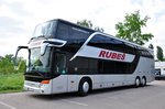 Setra 431 DT von Rubes aus der CZ in Krems gesehen.