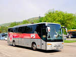 Setra 415 GT-HD von PS Reisen aus FL in Krems gesehen.