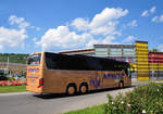 Setra 416 GT-HD von ARNOLD Reisen aus der BRD in Krems unterwegs.