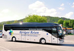 Setra 515 HD vom Reisebro KERNGAST aus sterreich in Krems gesehen.