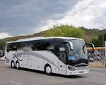 Setra 516 HD vom Reisedienst Lcke aus der BRD 07/2017 in Krems.