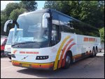 Volvo 9700 von Jørns Busrejser aus Dänemark im Stadthafen Sassnitz.