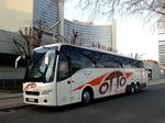 Volvo 9900 von Otto Reisen aus sterreich in Wien bei der UNO City gesehen.