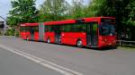 Dieser Mercedes-Benz O 405 G von Wolff Reisen aus Kirchheim-Bolanden war am 18.5.12 in Ramsen (Pfalz) auf einem Parkplatz abgestellt.