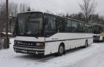 Setra S 215 UL 
Schon recht betagt ist dieser Setra. Am 7.12.2013 sah ich ihn in Neuhausen im Erzgebirge, wo er eine Reisegruppe befrderte.