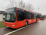 S-RS 1607 (Baujahr 2006) von Regiobus Stuttgart steht am 29.3.2020 auf deren Abstellplatz in Gschwend.