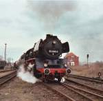 50 3695-9 zieht im BW Sta�furt den Fotog�terzug �ber den Ablauberg.