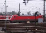 101 024-8 steht in D�sseldorf und wird fit gemacht f�r die R�cktour.