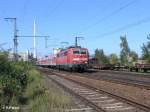 111 057-6 verl�sst Regensburg mit der RB 32115 Plattling.