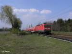 114 013-6 erreicht gleich Eisenh�ttenstadt als RE 18117 Eisenh�ttenstadt 18.04.11  