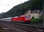 101 156-5 erreicht Bacharach mit ein IC 1814 Stuttgart – Berlin S�dk..