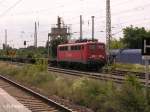140 528-1 f�hrt in Frankfurt/Oder mit ein leerne Containerzug ein.