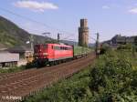 151 052-8 verl�sst Oberwesel mit ein Hangartner richtung Koblenz.