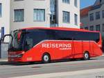 Setra 515 HD von Reisering Hamburg aus Deutschland in Sassnitz.