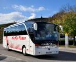 SETRA S 415 HD von KCKEL Reisen aus Deutschland am 28.9.2012 in Krems an der Donau gesehen.