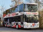 Neoplan Centroliner von Reederei Pickran aus Deutschland (ex Nieporte) in Malchow.