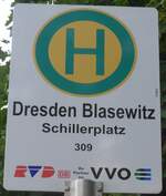 dresden/746986/183142---dvbvvo-haltestellenschild---dresden-blasewitz (183'142) - DVB/VVO-Haltestellenschild - Dresden, Blasewitz Schillerplatz - am 9. August 2017