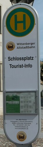 (254'744) - Wittenberger Altstadtbahn-Haltestellenschild - Wittenberg, Schlossplatz/Tourist-Info - am 3.