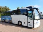 Mercedes Tourismo von Möbius Bus aus Deutschland im Stadthafen Sassnitz.