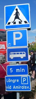(287'794) - Busparkplatz 5 min am 8.