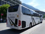 (276'934) - Aus England: Delta Coaches, Billingham - BU18 YSJ - Mercedes am 18.