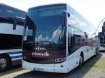 Van Hool EX17 von Schidler aus Frankreich am Europapark Rust.