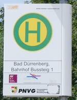 (264'568) - PNVG-Haltestellenschild - Bad Drrenberg, Bahnhof - am 10. Juli 2024