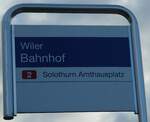 (230'211) - BSU-Haltestellenschild - Wiler, Bahnhof - am 8. November 2021