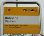 (142'449) - PostAuto-Haltestellenschild - Mnsingen, Bahnhof - am 10.