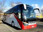 SETRA 515 HD von BLAGUSS Busreisen/Wien am 15.1.2014 in Krems gesehen.