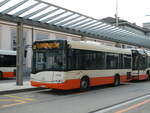 (242'950) - AMSA Chiasso - Nr. 33/TI 260'033 - Solaris am 17. November 2022 beim Bahnhof Chiasso