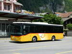 Meiringen/778527/236718---flueck-brienz---nr (236'718) - Fl�ck, Brienz - Nr. 26/BE 868'726 - Iveco am 4. Juni 2022 in Meiringen, Postautostation