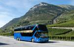 (279'975) - Gander, Chteau-d'Oex - Neoplan am 6.