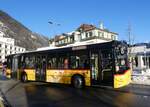 (270'242) - Hfliger, Sursee - Nr. 5/LU 206'427/PID 10'011 - Solaris am 25. Dezember 2024 beim Bahnhof Interlaken West (Einsatz PostAuto)