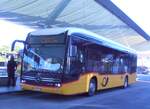 (290'481) - H�fliger, Sursee - Nr. 38/LU 297'472/PID 12'022 - eMercedes (ex vermietet an PostAuto Zentralschweiz) am 29. August 2026 beim Bahnhof Sursee