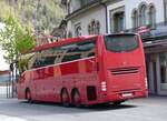 (274'168) - Hil�rio, Sch�tz - LU 204'127 - Volvo am 24. April 2025 beim Bahnhof Interlaken West