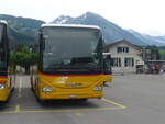 Meiringen/739109/226110---postauto-bern---be (226'110) - PostAuto Bern - BE 474'688 - Iveco am 3. Juli 2021 in Meiringen, Postautostation