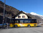 (202'650) - PostAuto Graubnden (Sulzberger) - GR 179'220 - Solaris am 20. Mrz 2019 beim Bahnhof Susch