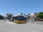 (216'829) - PostAuto Ostschweiz - SG 273'335 - Scania/Hess am 9. Mai 2020 beim Bahnhof Uznach