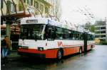 (022'523) - WV Winterthur - Nr. 125 - Saurer/FHS Gelenktrolleybus am 18. April 1998 beim Hauptbahnhof Winterthur