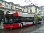 (141'509) - SW Winterthur - Nr. 102 - Hess/Hess Gelenktrolleybus am 12. September 2012 beim Hauptbahnhof Winterthur