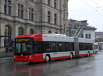 (170'470) - SW Winterthur - Nr. 115 - Hess/Hess Gelenktrolleybus am 13. Mai 2016 beim Hauptbahnhof Winterthur