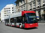 (253'650) - SW Winterthur - Nr. 131 - Hess/Hess Gelenktrolleybus am 11. August 2023 beim Hauptbahnhof Winterthur