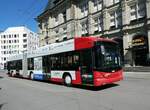 (253'652) - SW Winterthur - Nr. 115 - Hess/Hess Gelenktrolleybus am 11. August 2023 beim Hauptbahnhof Winterthur