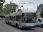 (150'836) - TPG Genve - Nr. 758 - Hess/Hess Gelenktrolleybus am 26. Mai 2014 in Genve, Place des Vingt-Deux-Cantons