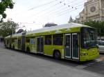(150'843) - TPG Genve - Nr. 788 - Hess/Hess Doppelgelenktrolleybus am 26. Mai 2014 in Genve, Place des Vingt-Deux-Cantons