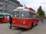 (166'310) - VB Biel - Nr. 21 - Berna/Hess Trolleybus am 24. Oktober 2015 in Biel, Zentralplatz